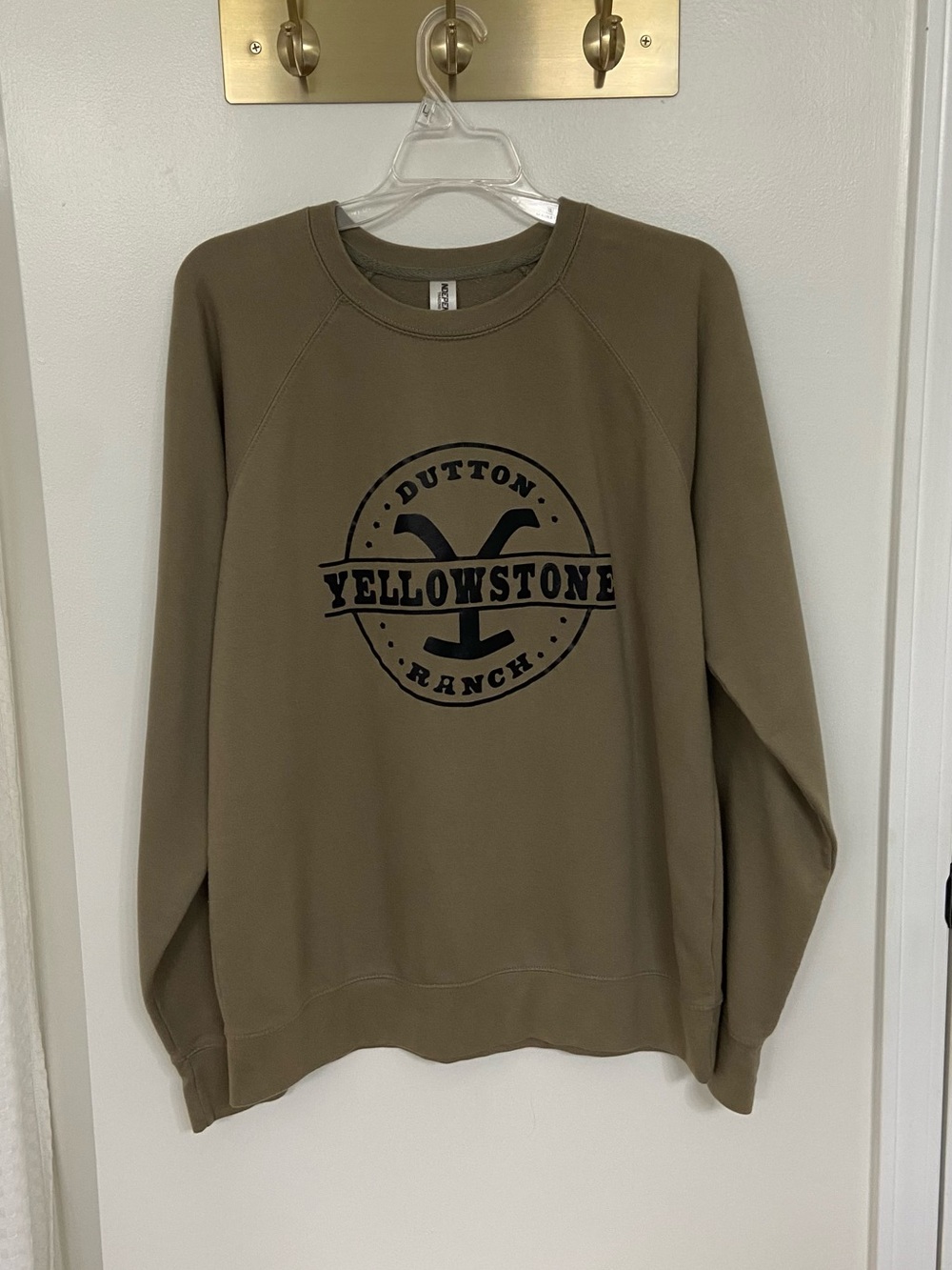 Yellowstone Dutton Ranch Sweatshirt Large Independent Trading Co Western TV